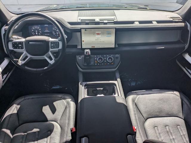 2022 Land Rover Defender 110 SE