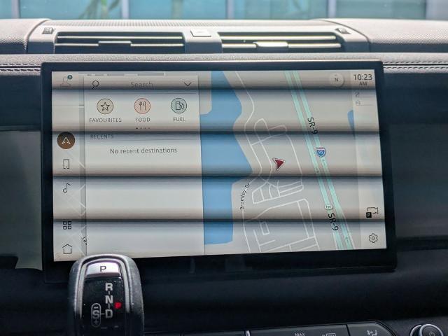 2022 Land Rover Defender 110 SE