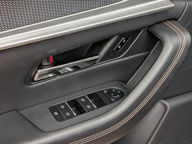 2025 Mazda X-90 3.3 Turbo Preferred Package