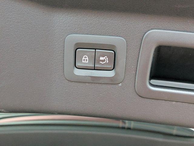 2025 Mazda X-90 3.3 Turbo Preferred Package
