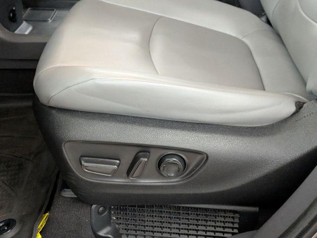 2022 Toyota Sienna XLE 8 Passenger