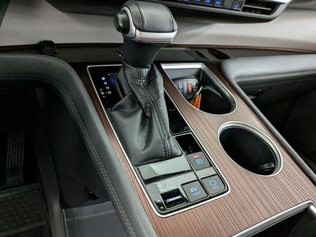 2022 Toyota Sienna XLE 8 Passenger