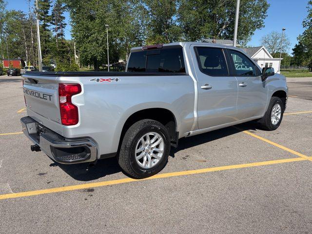 2021 Chevrolet Silverado 1500 4WD Crew Cab Short Bed LT