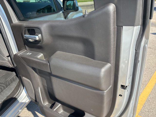 2021 Chevrolet Silverado 1500 4WD Crew Cab Short Bed LT