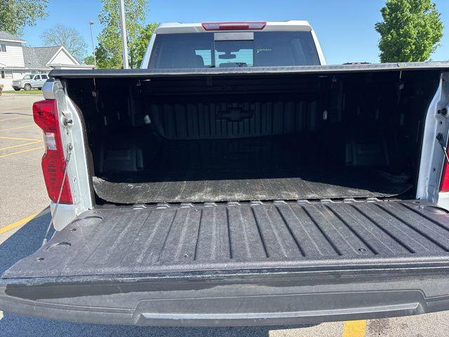 2021 Chevrolet Silverado 1500 4WD Crew Cab Short Bed LT