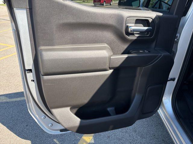 2021 Chevrolet Silverado 1500 4WD Crew Cab Short Bed LT