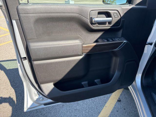 2021 Chevrolet Silverado 1500 4WD Crew Cab Short Bed LT