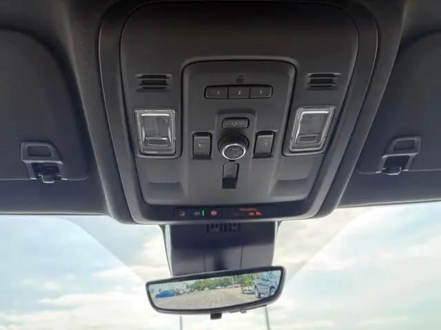 2024 Chevrolet Tahoe 4WD High Country