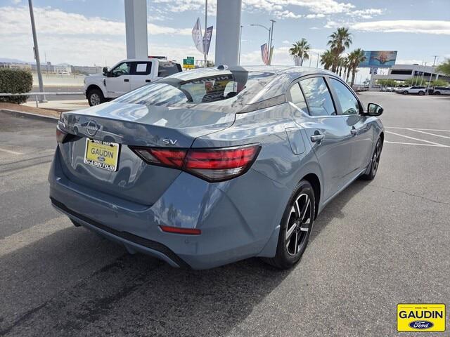 2024 Nissan Sentra SV Xtronic CVT