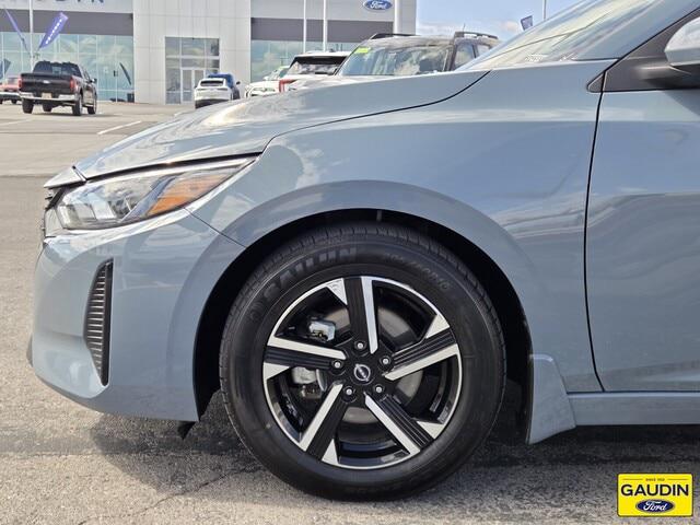 2024 Nissan Sentra SV Xtronic CVT