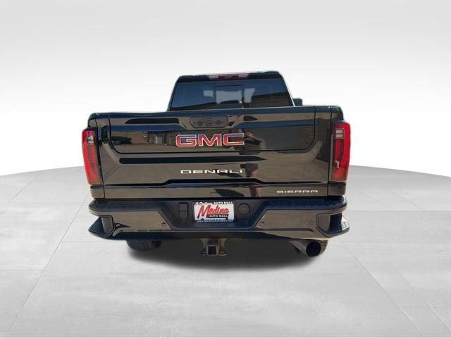 2024 GMC Sierra 2500HD 4WD Crew Cab Standard Bed Denali