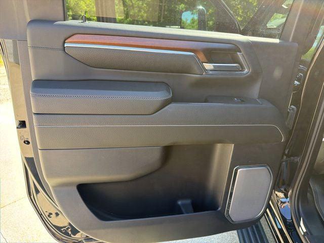2024 GMC Sierra 2500HD 4WD Crew Cab Standard Bed Denali