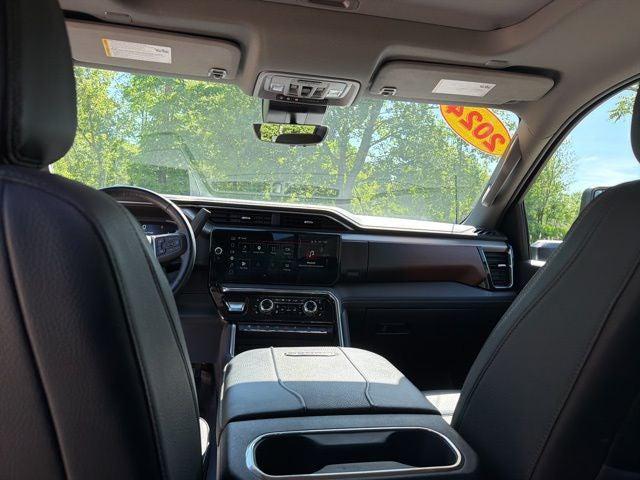2024 GMC Sierra 2500HD 4WD Crew Cab Standard Bed Denali