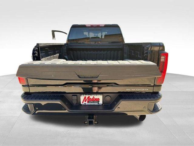 2024 GMC Sierra 2500HD 4WD Crew Cab Standard Bed Denali