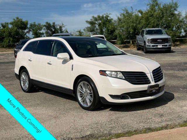 2018 Lincoln MKT Reserve