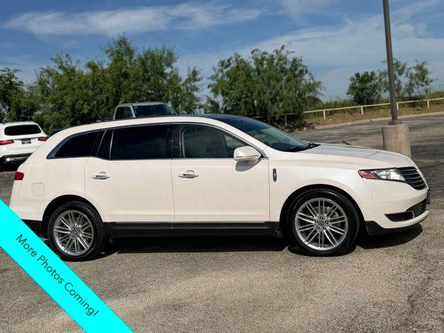 2018 Lincoln MKT Reserve