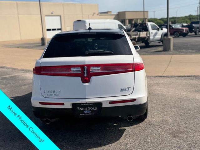 2018 Lincoln MKT Reserve