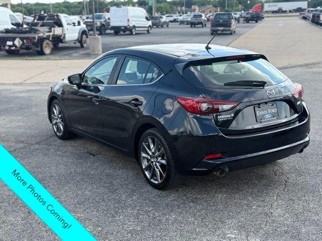 2018 Mazda Mazda3 Touring