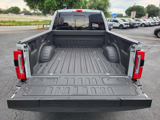 2025 Ford F-350 Platinum