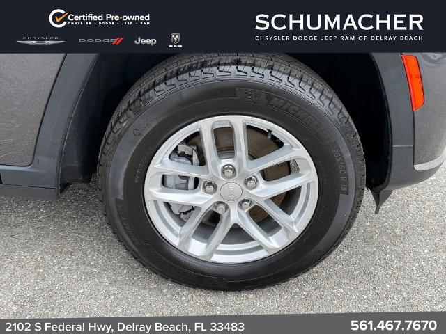 2023 Jeep Grand Cherokee L Laredo 4x4