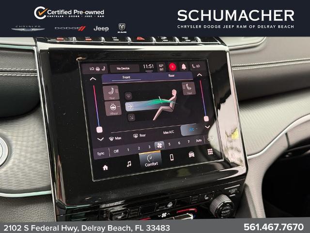 2023 Jeep Grand Cherokee L Laredo 4x4
