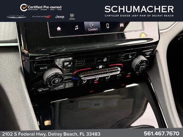 2023 Jeep Grand Cherokee L Laredo 4x4