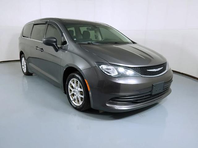 2017 Chrysler Pacifica LX for sale in Sandusky, MI