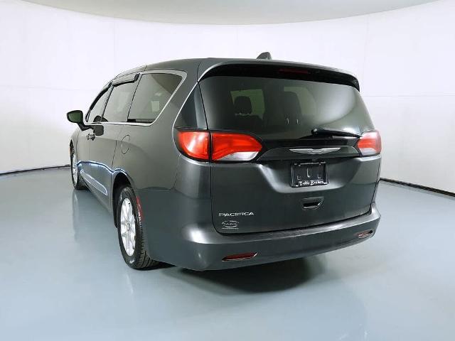 2017 Chrysler Pacifica LX