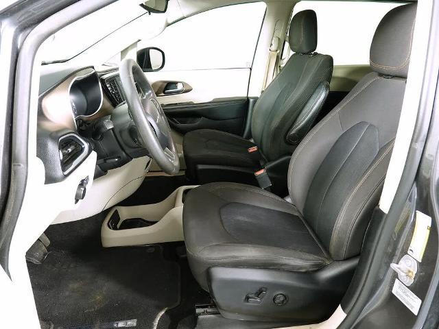 2017 Chrysler Pacifica LX