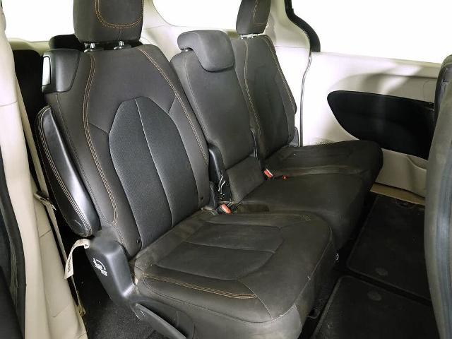 2017 Chrysler Pacifica LX