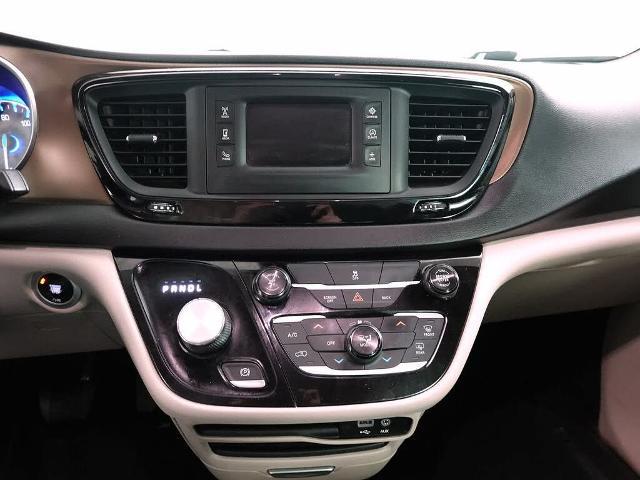 2017 Chrysler Pacifica LX