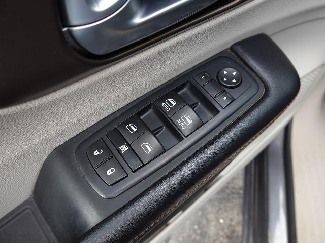2017 Chrysler Pacifica LX