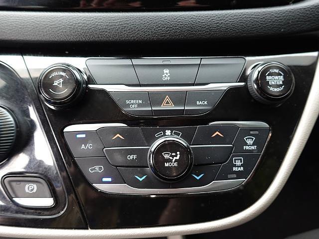 2017 Chrysler Pacifica LX