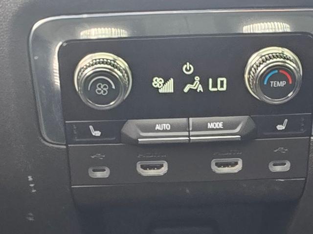 2021 GMC Yukon 4WD AT4