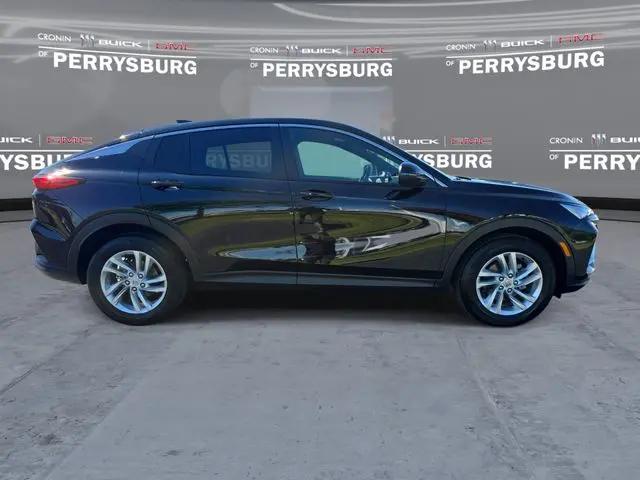 2026 Buick NV Preferred FWD
