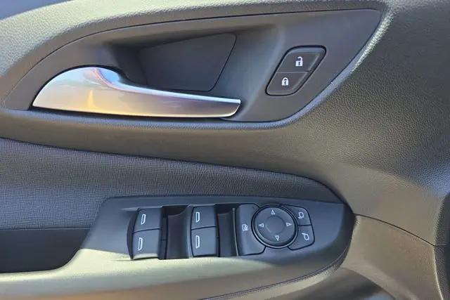 2026 Buick NV Preferred FWD