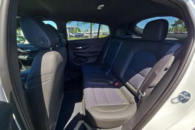 2026 Buick NV Preferred FWD