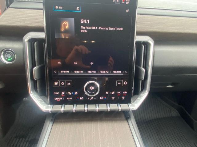 2025 GMC Acadia AWD Denali