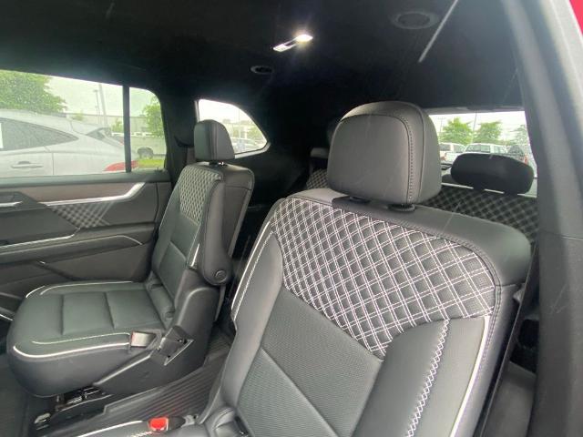 2025 GMC Acadia AWD Denali