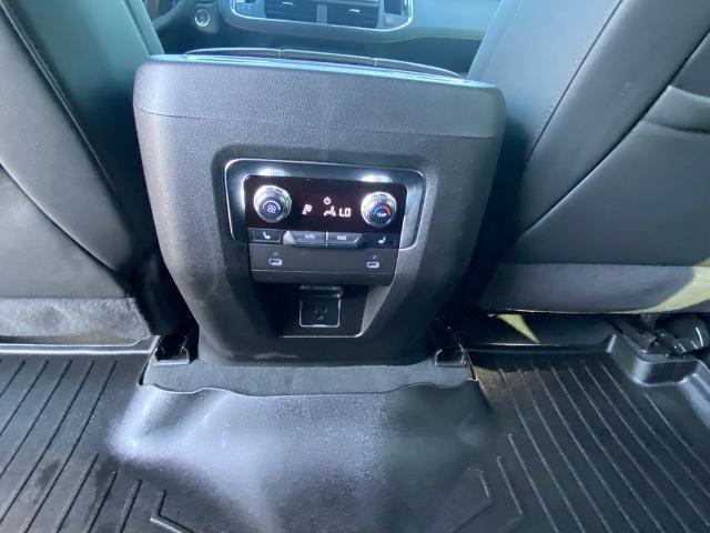2024 GMC Yukon 4WD AT4