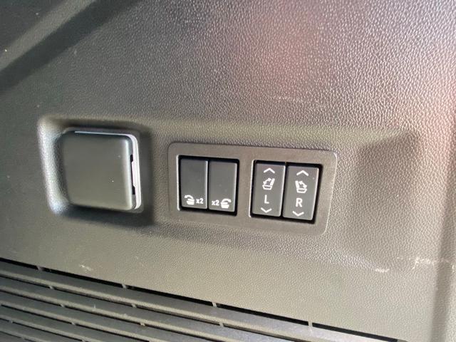 2024 GMC Yukon 4WD AT4
