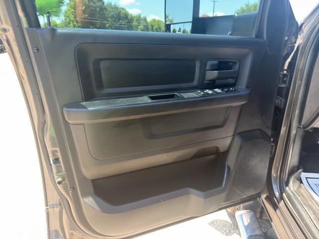 2017 Ram 2500 Tradesman Crew Cab 4x4 6'4" Box