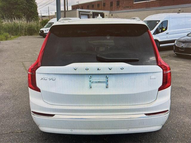 2024 Volvo XC90 Recharge T8 Plus 6-Seater