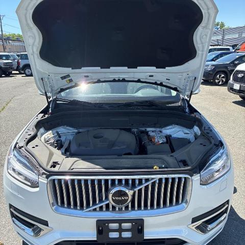 2024 Volvo XC90 Recharge T8 Plus 6-Seater