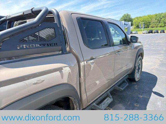 2022 Nissan Frontier Crew Cab PRO-4X 4x4