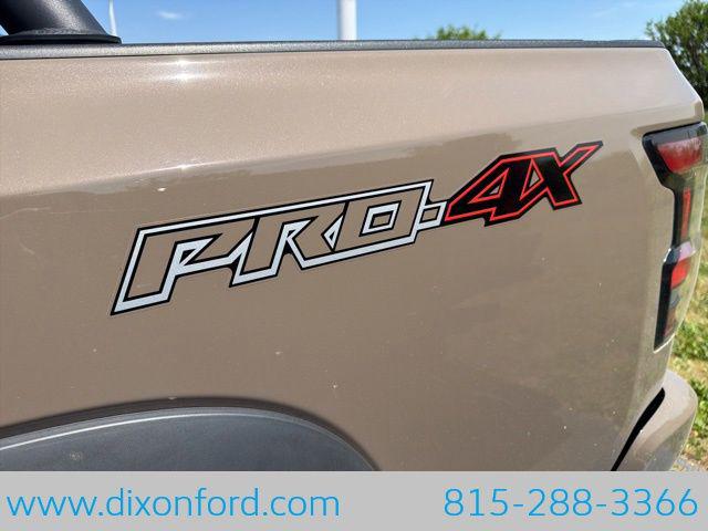 2022 Nissan Frontier Crew Cab PRO-4X 4x4