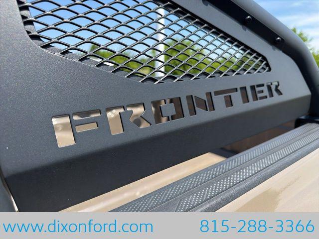 2022 Nissan Frontier Crew Cab PRO-4X 4x4