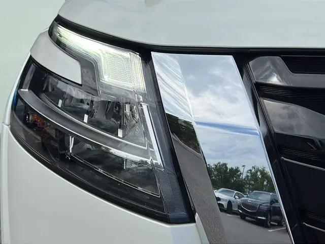2022 Nissan Pathfinder Platinum 2WD