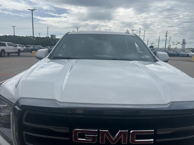 2023 GMC Yukon XL 4WD AT4