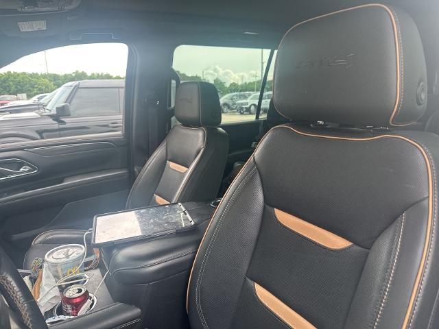 2023 GMC Yukon XL 4WD AT4